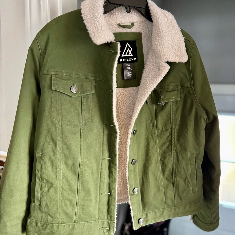 Ripzone Women's Sherpa-Lined Jacket